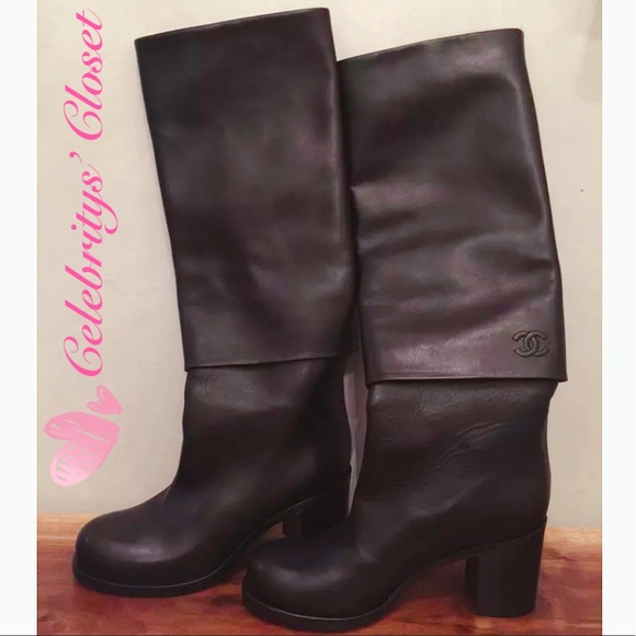 ♥️SOLD♥️AUTH CHANEL CC Logo High Fold Over Runway Butter Lambskin Boots 39 - Picture 8 of 17